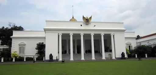 Travel Semarang Jakarta in 2025 -Merdeka Palace